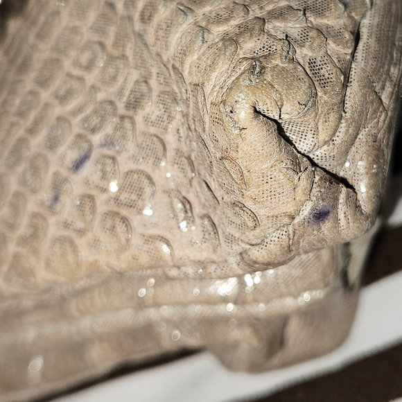 Henri Bendel Iridescent Snake Bag - Picture 10 of 15